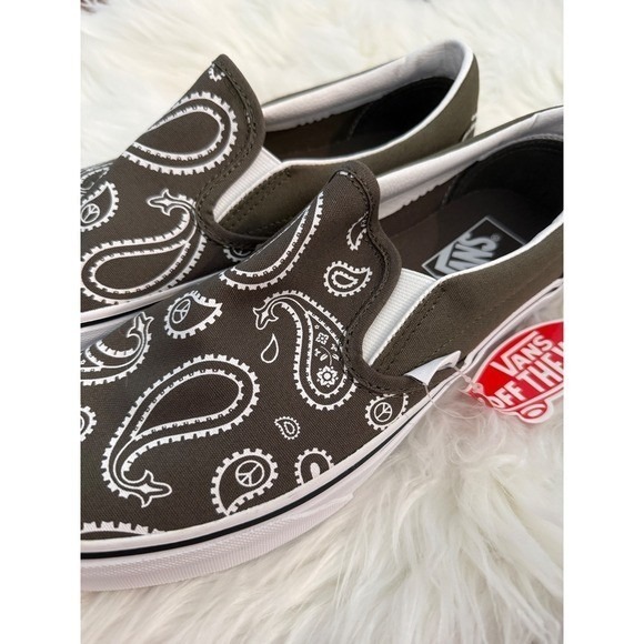 Vans Classic Slip On Womens Olive Green Peace Paisley Low Top Sneakers NEW 10.5 - Picture 6 of 9